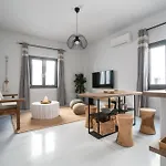 Shakti Apartment *